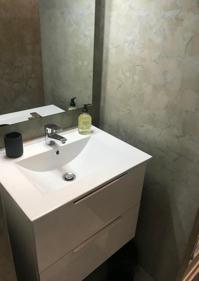 Le Suez Appartement au bord de mer Catalans-Pharo Marseille Extérieur photo